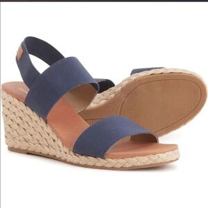 Tommy Bahama Women’s Sakura Wedge Sandals